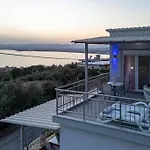 Horizon Heights Dusk Verga Kalamata