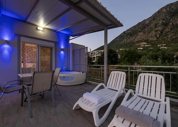 Horizon Heights Dusk Verga Kalamata