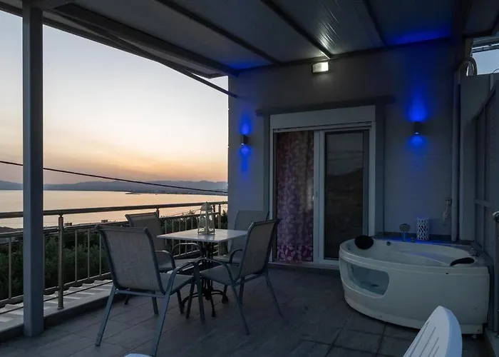 Horizon Heights Dusk